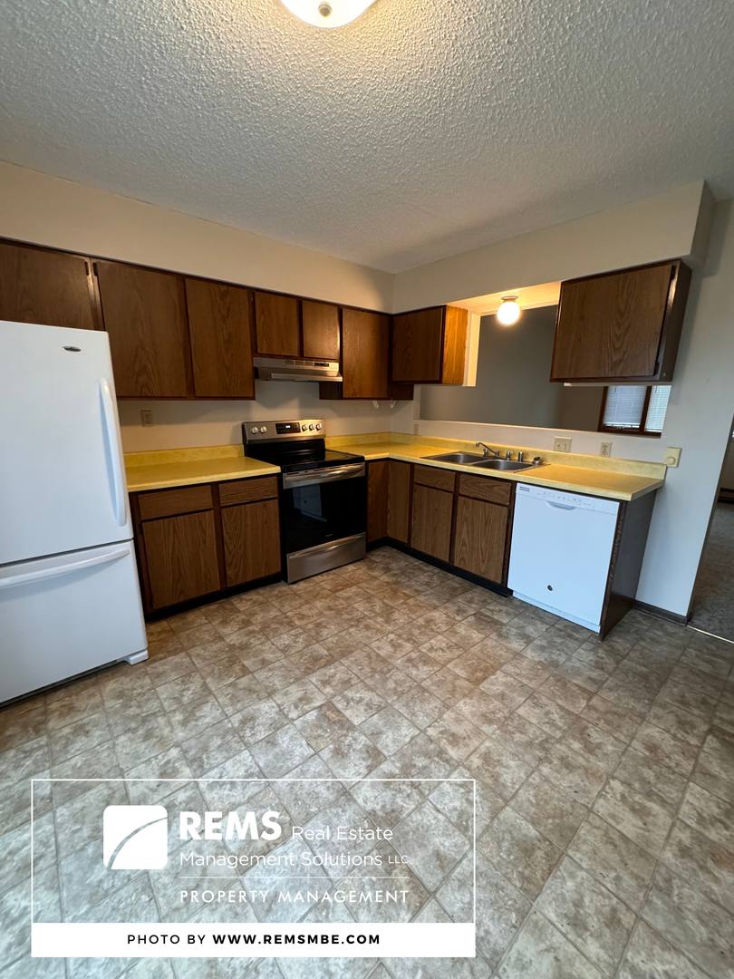 Apartment for rent at 701-709 12th St 1400-1406 Tuttle, Baraboo, WI 53913