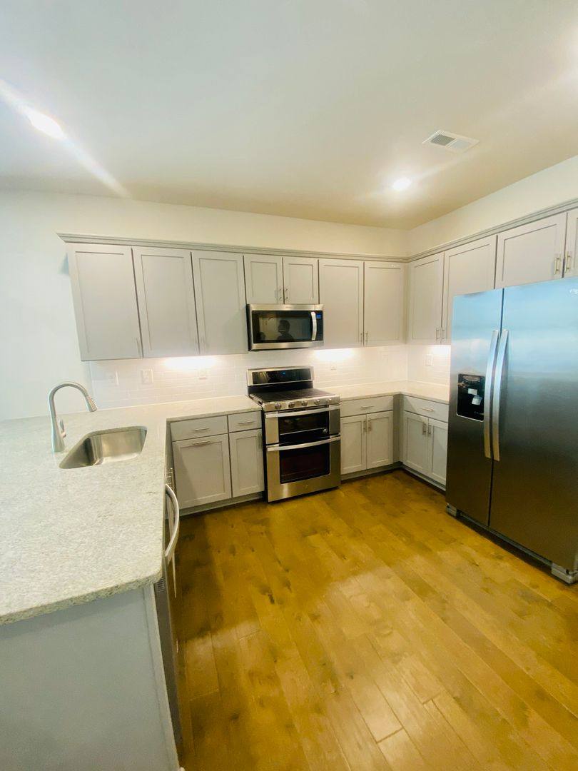 Townhouse for rent at 2307 Mount Harmony Church Rd at, Matthews, NC 28105