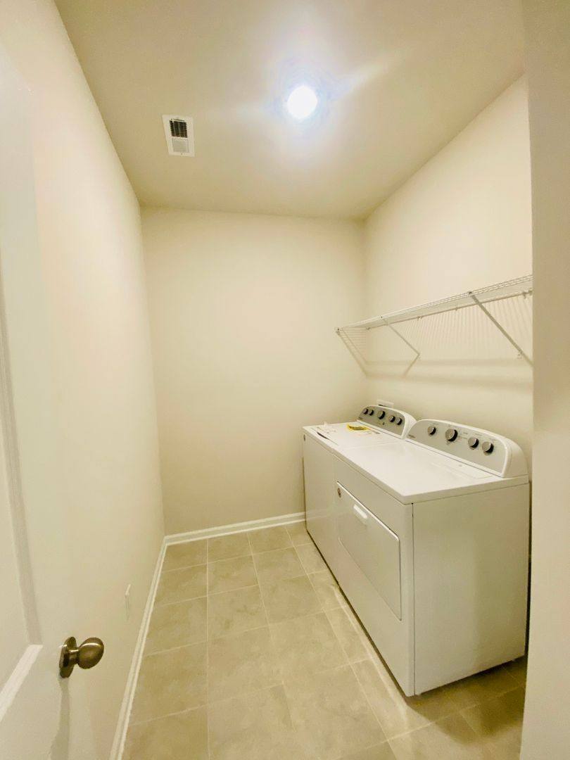 Townhouse for rent at 2307 Mount Harmony Church Rd at, Matthews, NC 28105