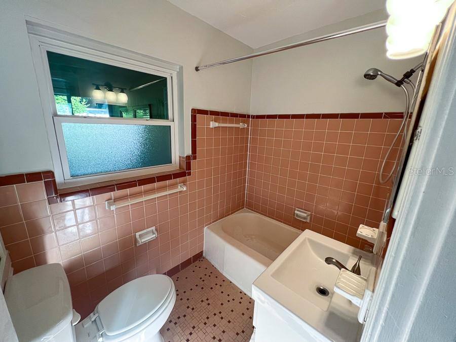 Apartment for rent at 610 NW 34th Terrace #610, Gainesville, FL 32607