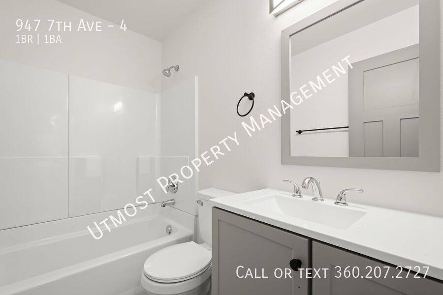 Apartment for rent at 947 7th Ave #4, Longview, WA 98632