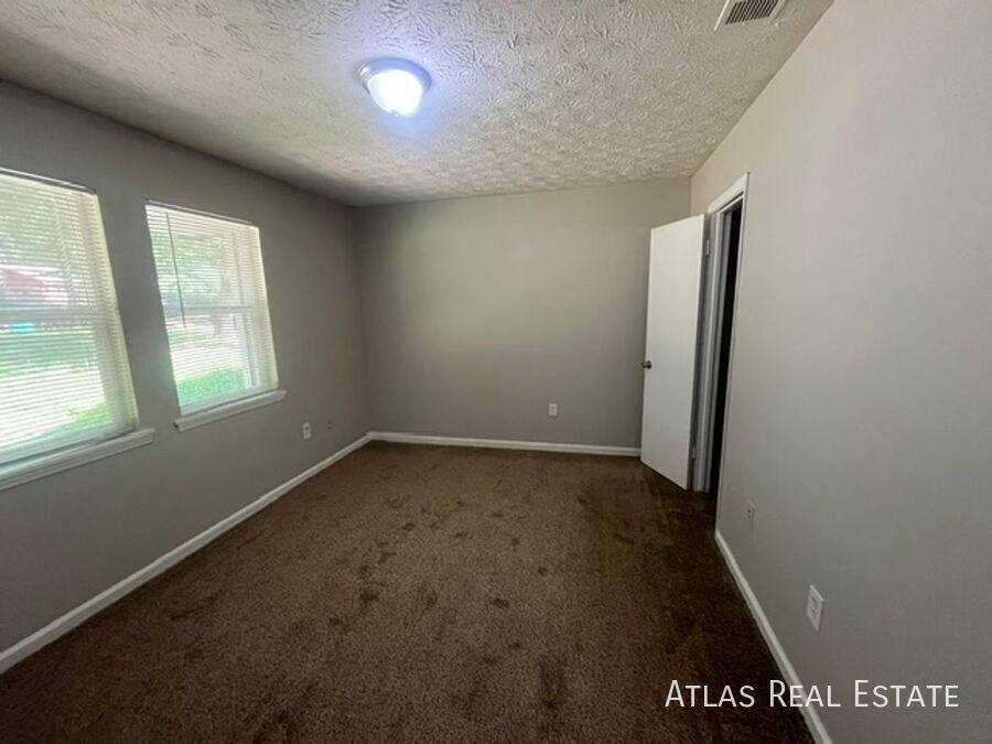 Apartment for rent at 200 N Bluff Rd, Athens, GA 30607