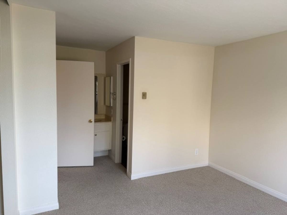 Apartment for rent at 5721 Lake Murray Blvd #7, La Mesa, CA 91942