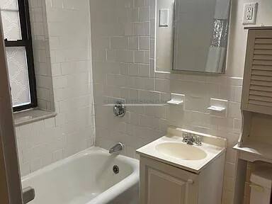 Apartment for rent at 2 Elmwood Ave, Winchester, MA 01890