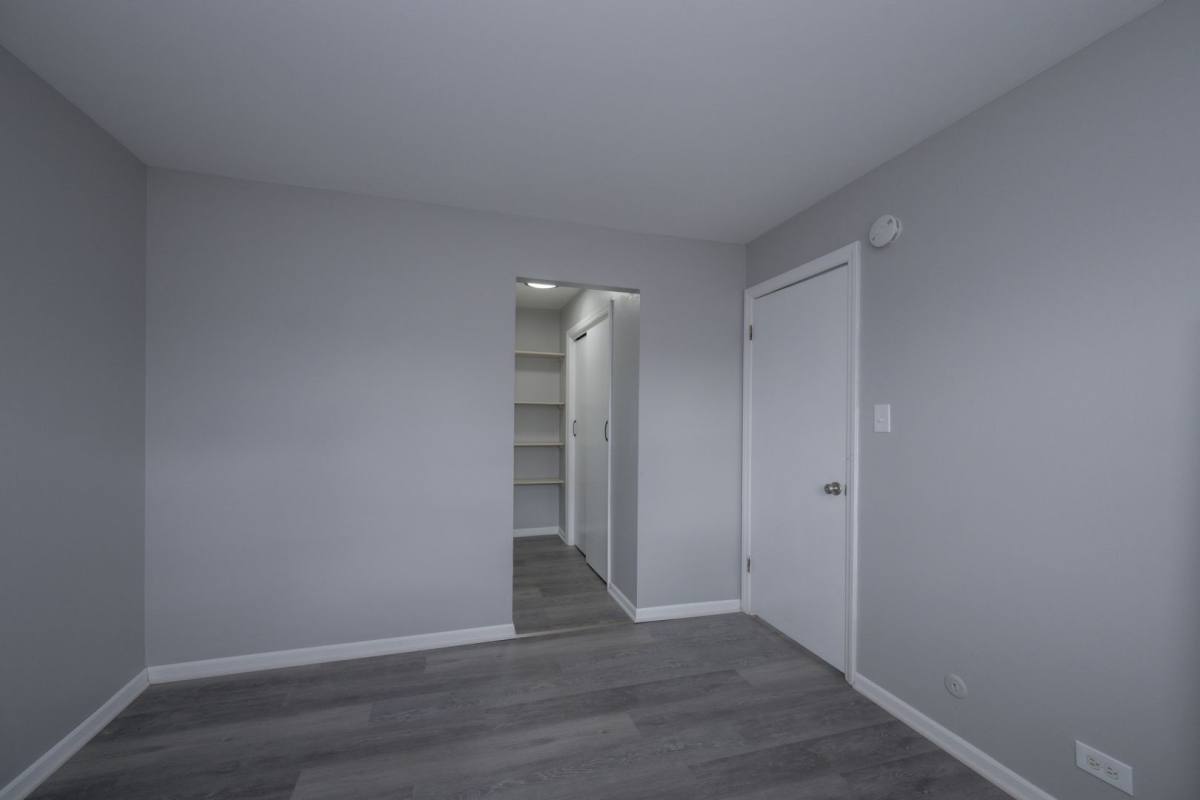 Apartment for rent at 15302-03 Knox, Oak Forest, IL 60452