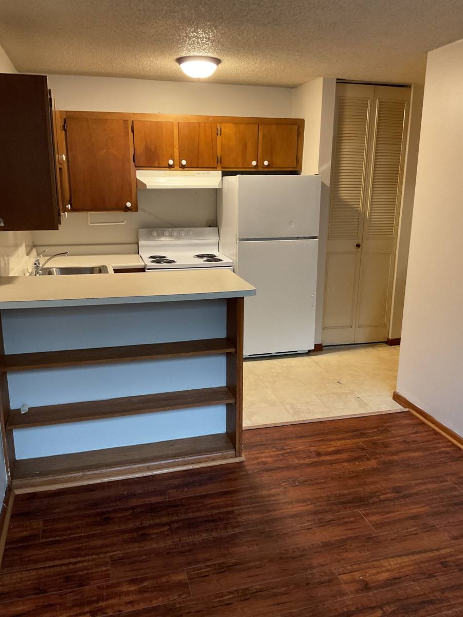 Apartment for rent at 526 11th Ave SE, Minneapolis, MN 55414