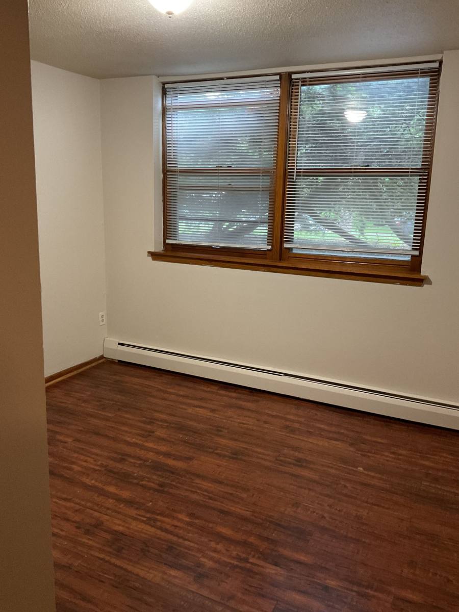 Apartment for rent at 526 11th Ave SE, Minneapolis, MN 55414