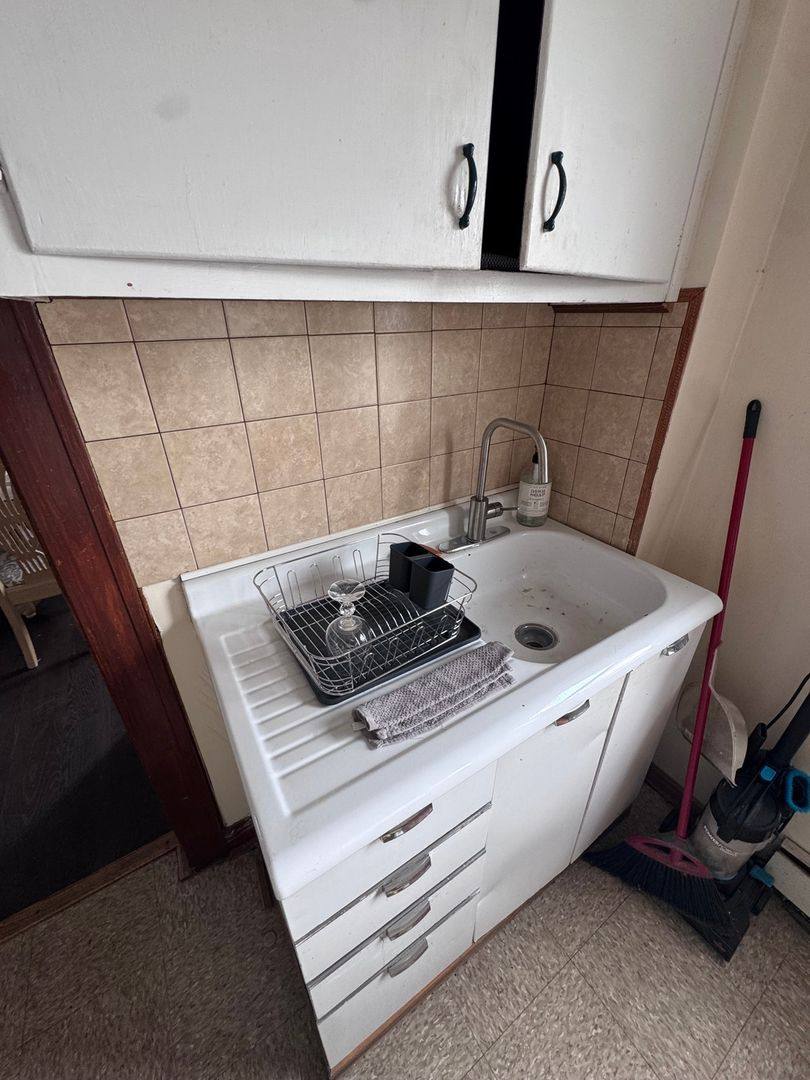 Apartment for rent at 13243 S Baltimore Ave, Chicago, IL 60633