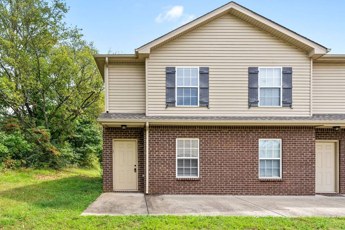 Apartment for rent at 363 McGee Court, Clarksville, TN 37040