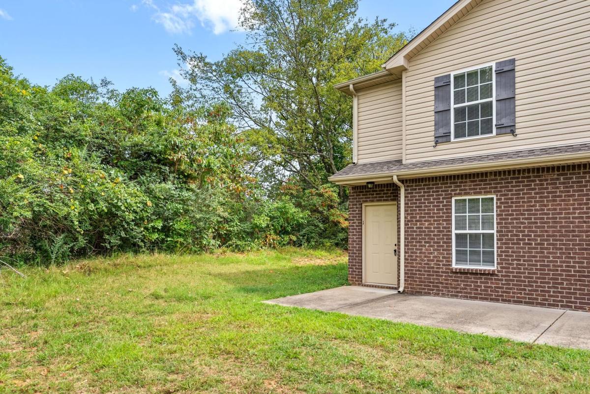 Apartment for rent at 363 McGee Court, Clarksville, TN 37040