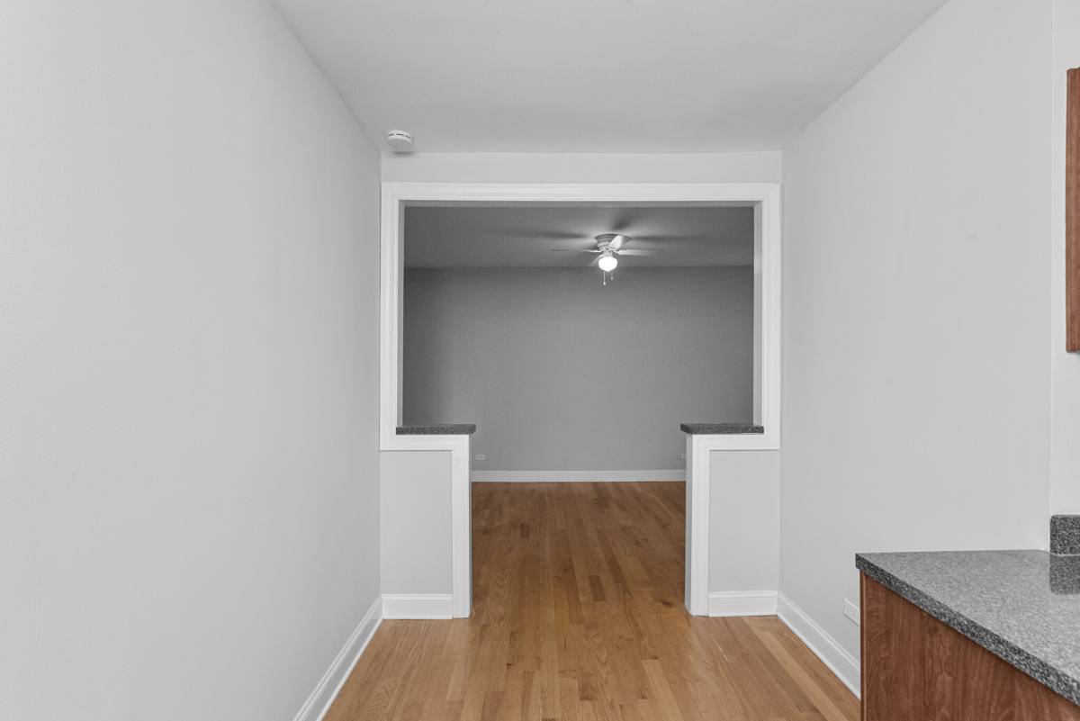 Apartment for rent at 3728 N Pine Grove Ave, Chicago, IL 60613