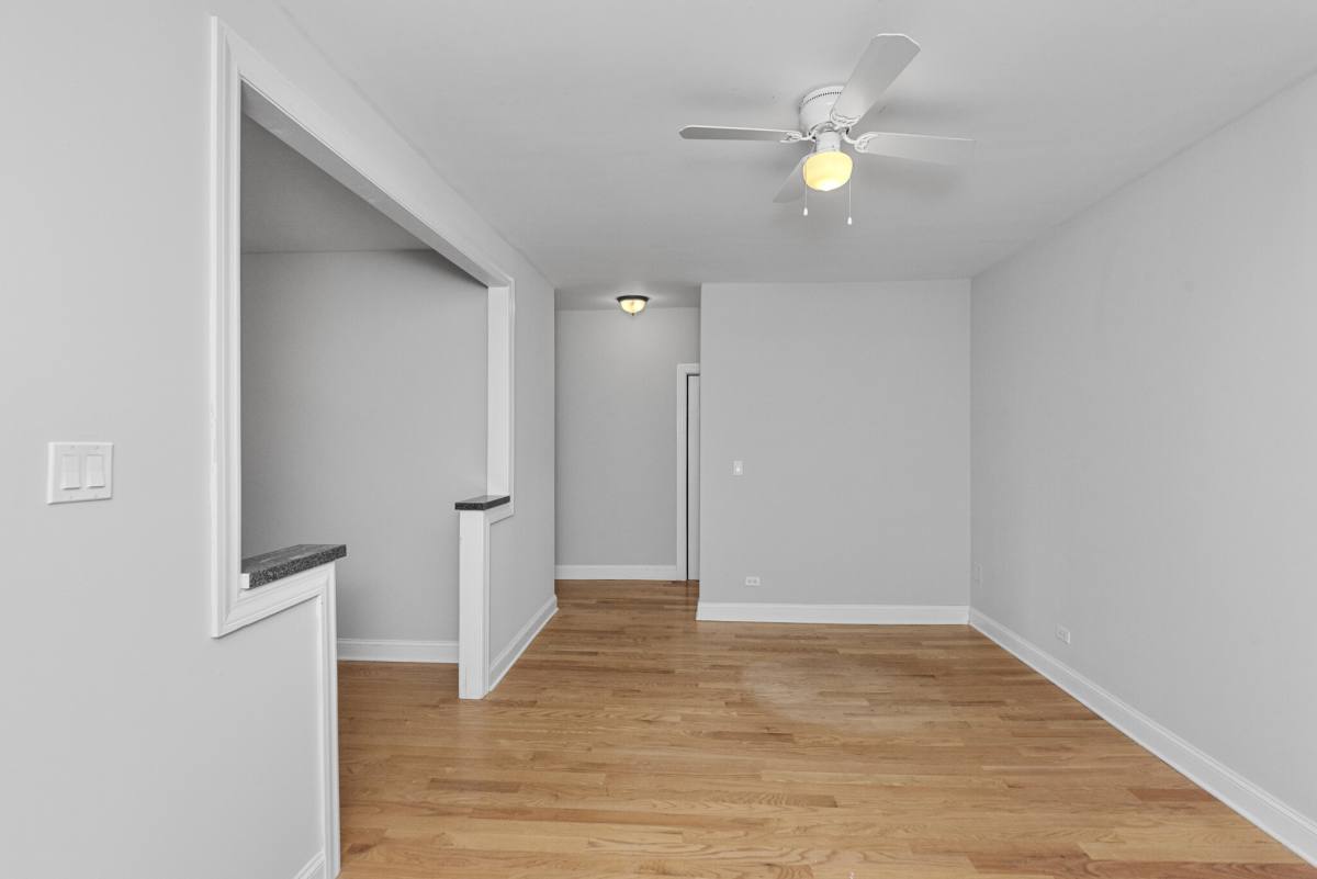 Apartment for rent at 3728 N Pine Grove Ave, Chicago, IL 60613