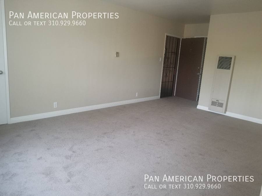 Apartment for rent at 5601 23rd St #10, Long Beach, CA 90815