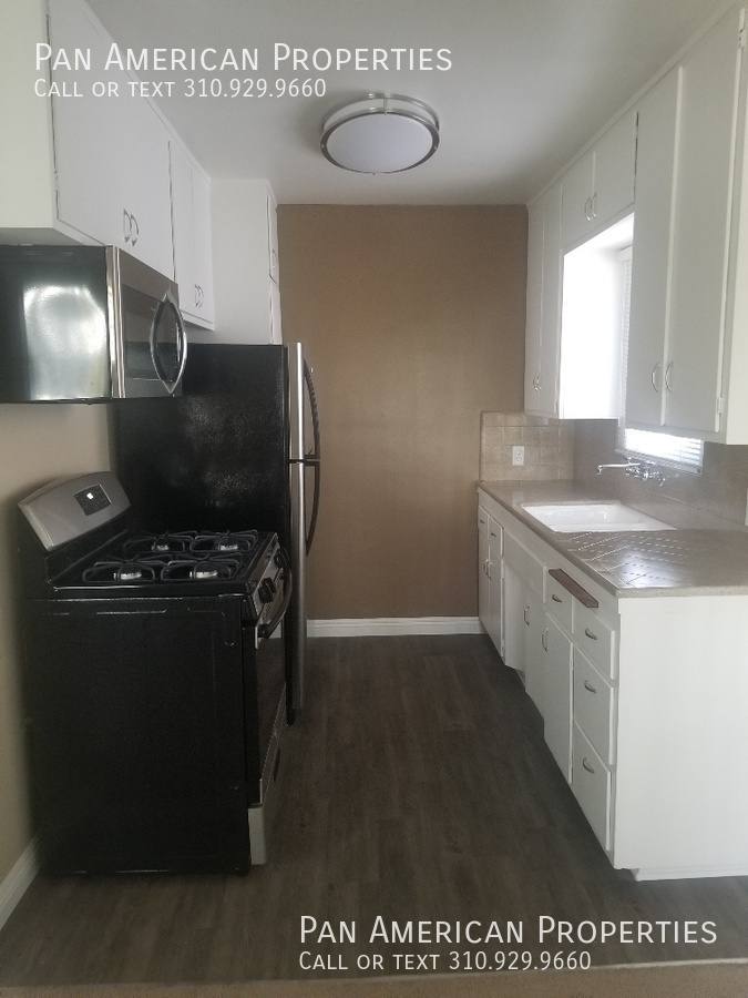 Apartment for rent at 5601 23rd St #10, Long Beach, CA 90815