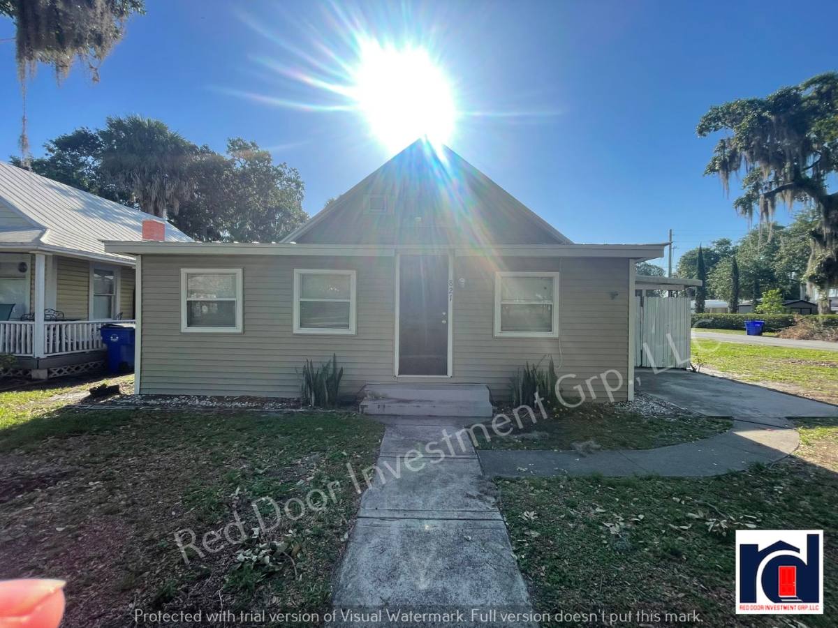 Apartment for rent at 821 Pennsylvania Ave, Saint Cloud, FL 34769
