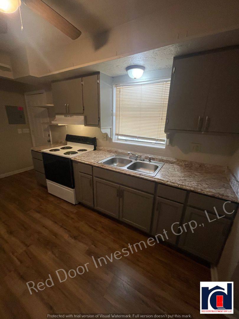 Apartment for rent at 821 Pennsylvania Ave, Saint Cloud, FL 34769