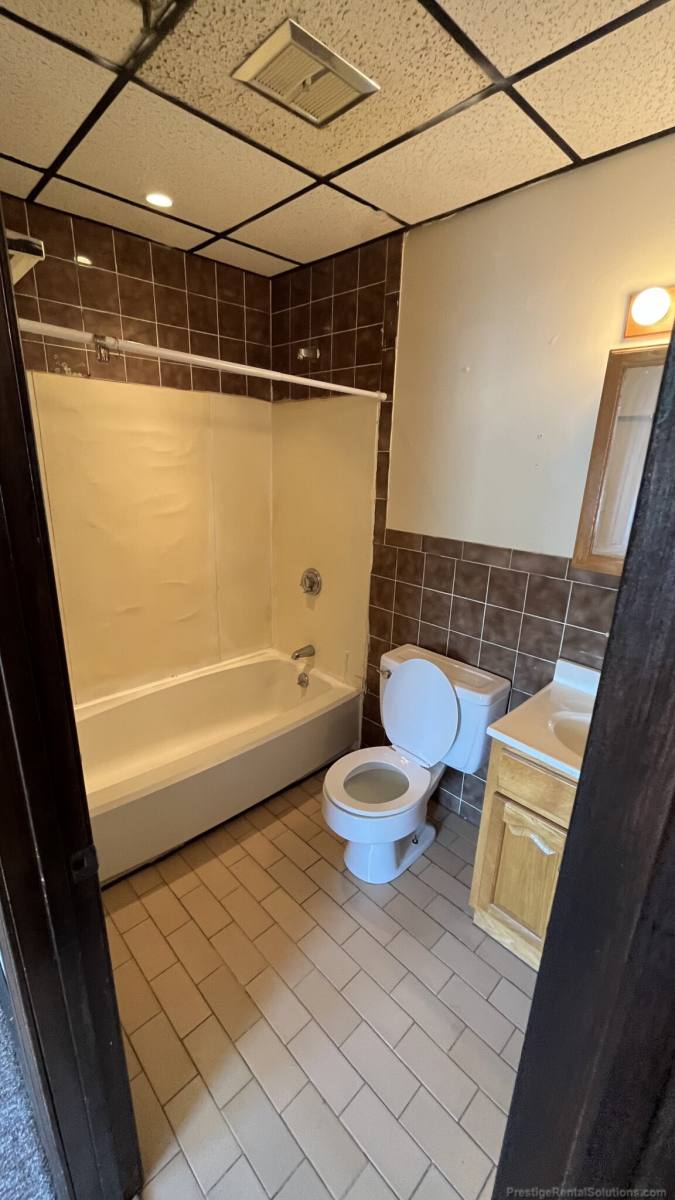 Apartment for rent at 153 Main St #5, Marlborough, MA 01752