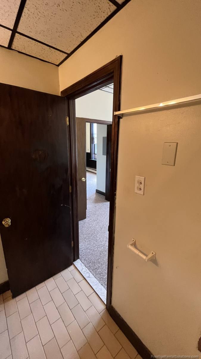 Apartment for rent at 153 Main St #5, Marlborough, MA 01752