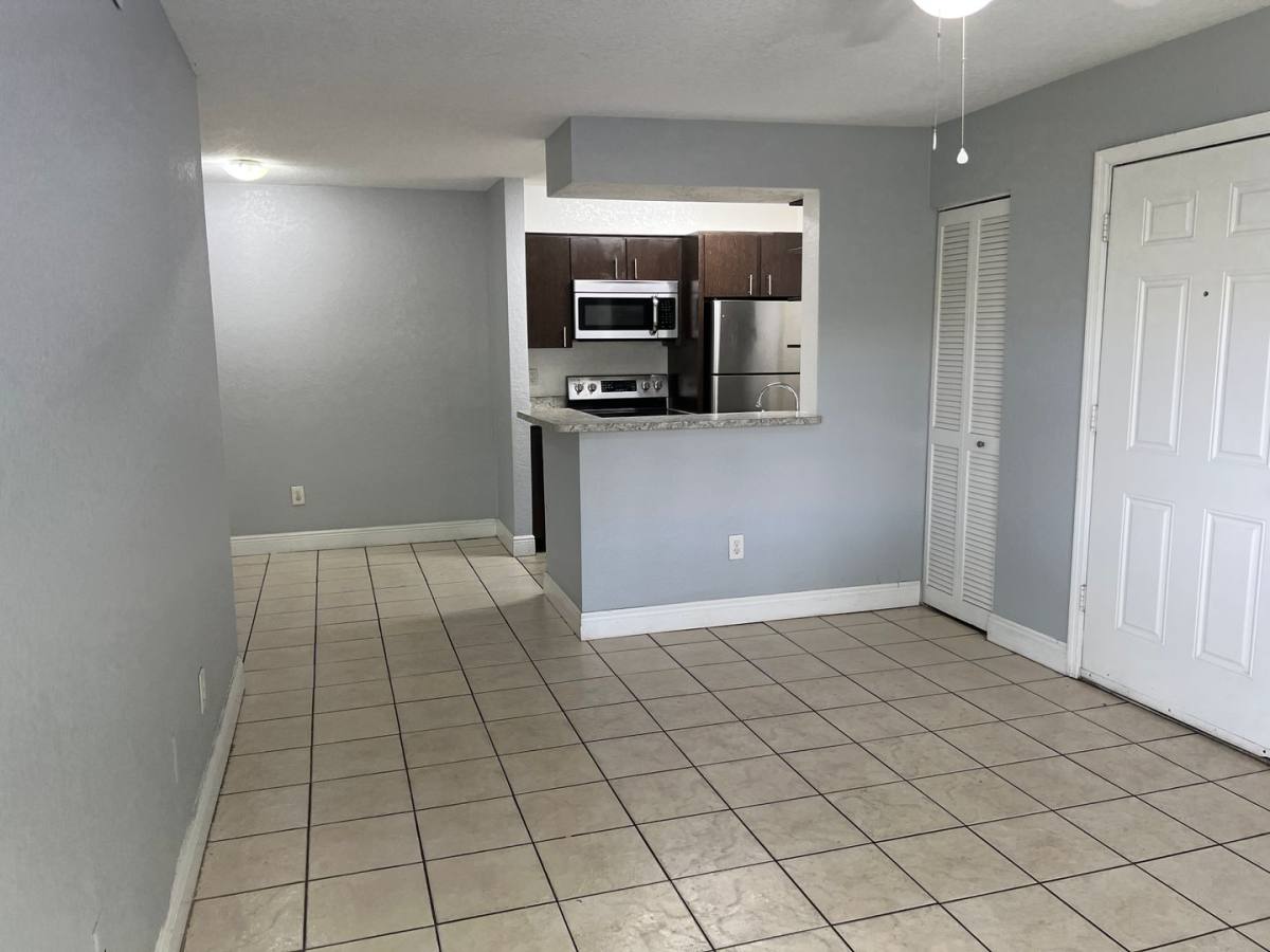 Apartment for rent at 1237 SW 46 Ave, Pompano Beach, FL 33069