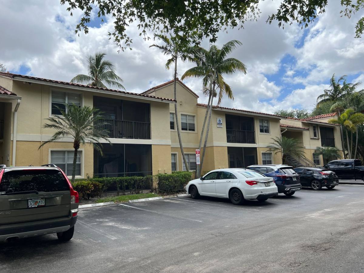 Apartment for rent at 1237 SW 46 Ave, Pompano Beach, FL 33069