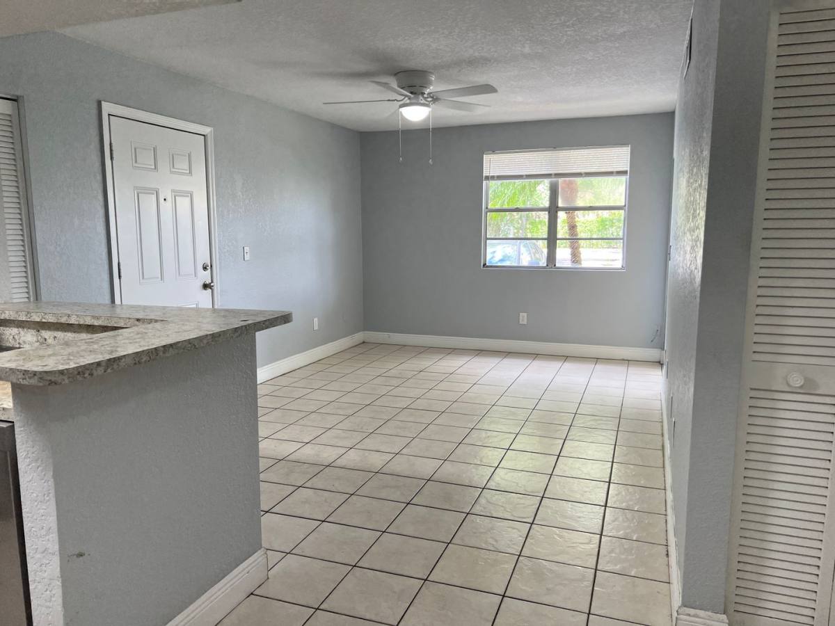 Apartment for rent at 1237 SW 46 Ave, Pompano Beach, FL 33069