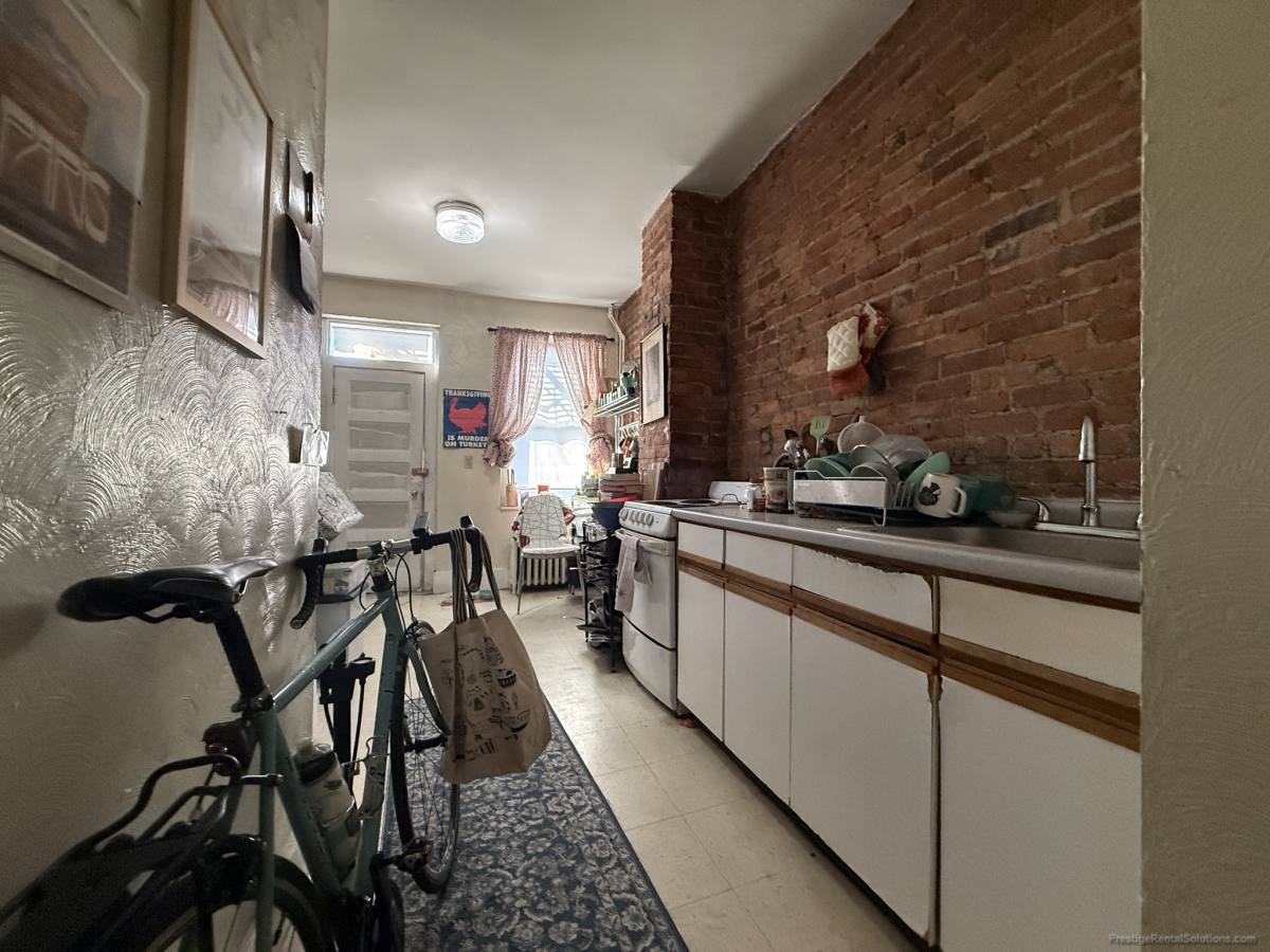 Apartment for rent at 75 S Huntington Ave #4, Jamaica Plain, MA 02130