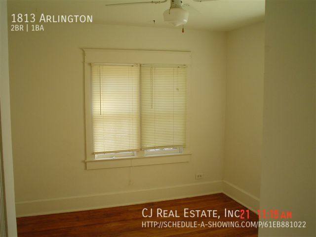 House for rent at 1813 Arlington, Independence, MO 64052