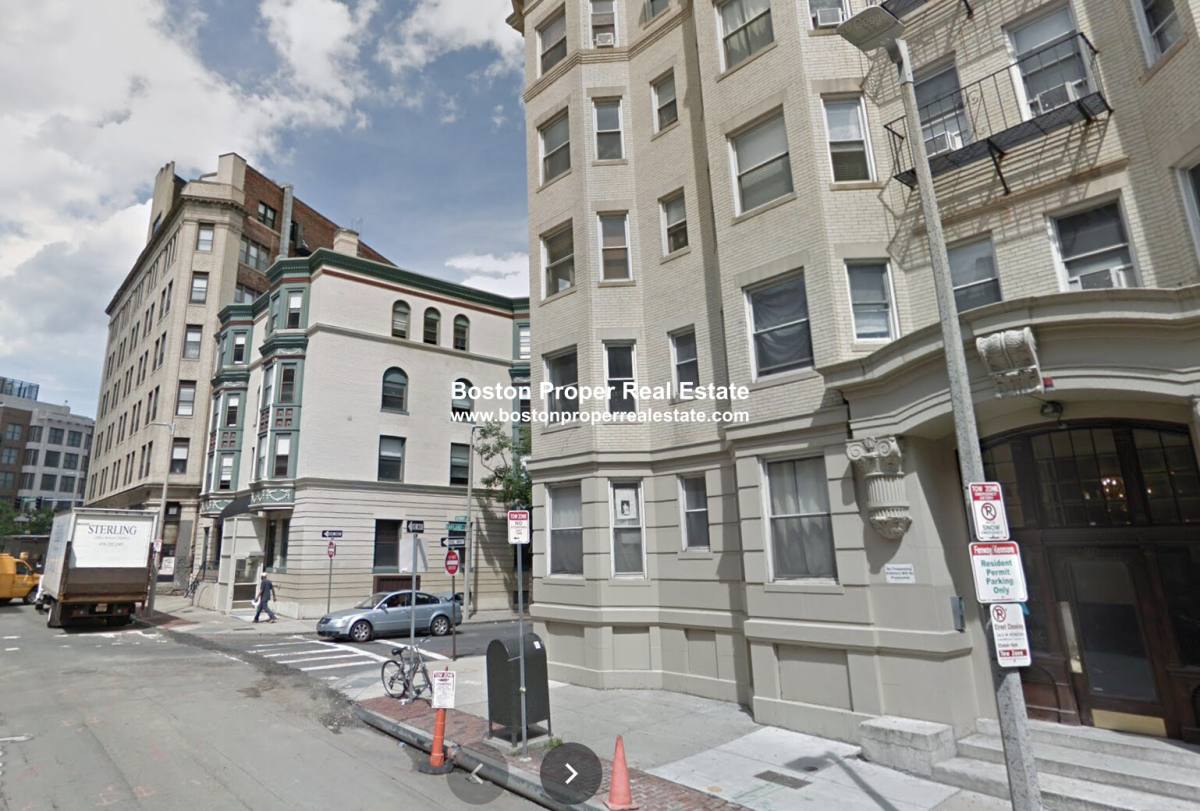 Apartment for rent at 26 Hemenway St #4, Boston, MA 02115