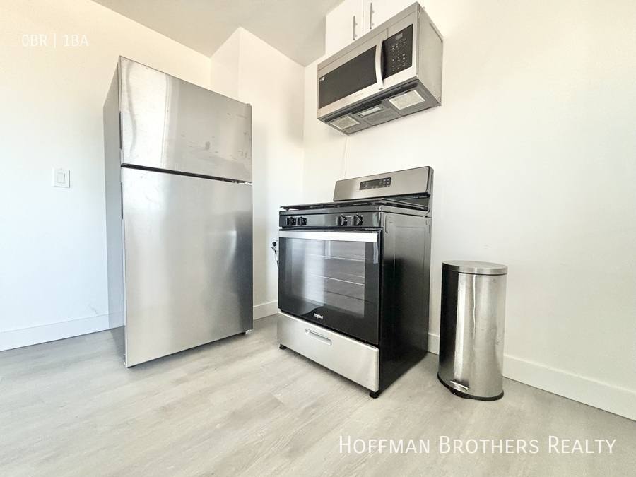 Apartment for rent at 5179 S Western Ave #201, Los Angeles, CA 90062