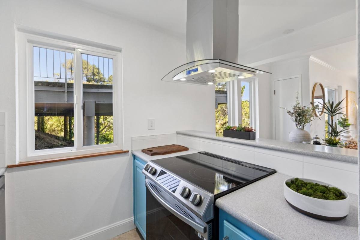 Condo for rent at 132 Lower Anchorage Rd, Sausalito, CA 94965