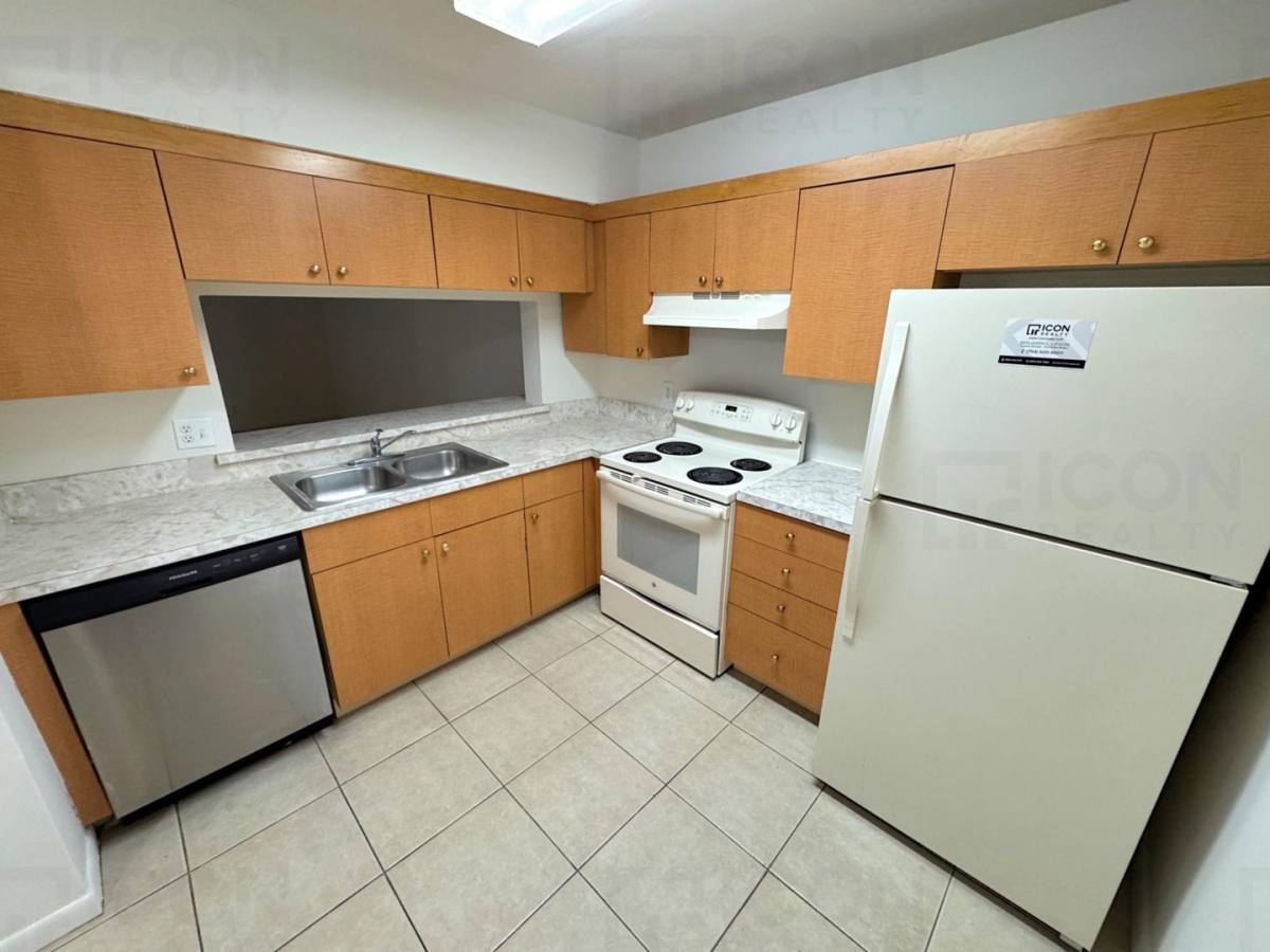 Apartment for rent at 3500-3506 NW 116th Terrace, Coral Springs, FL 33065