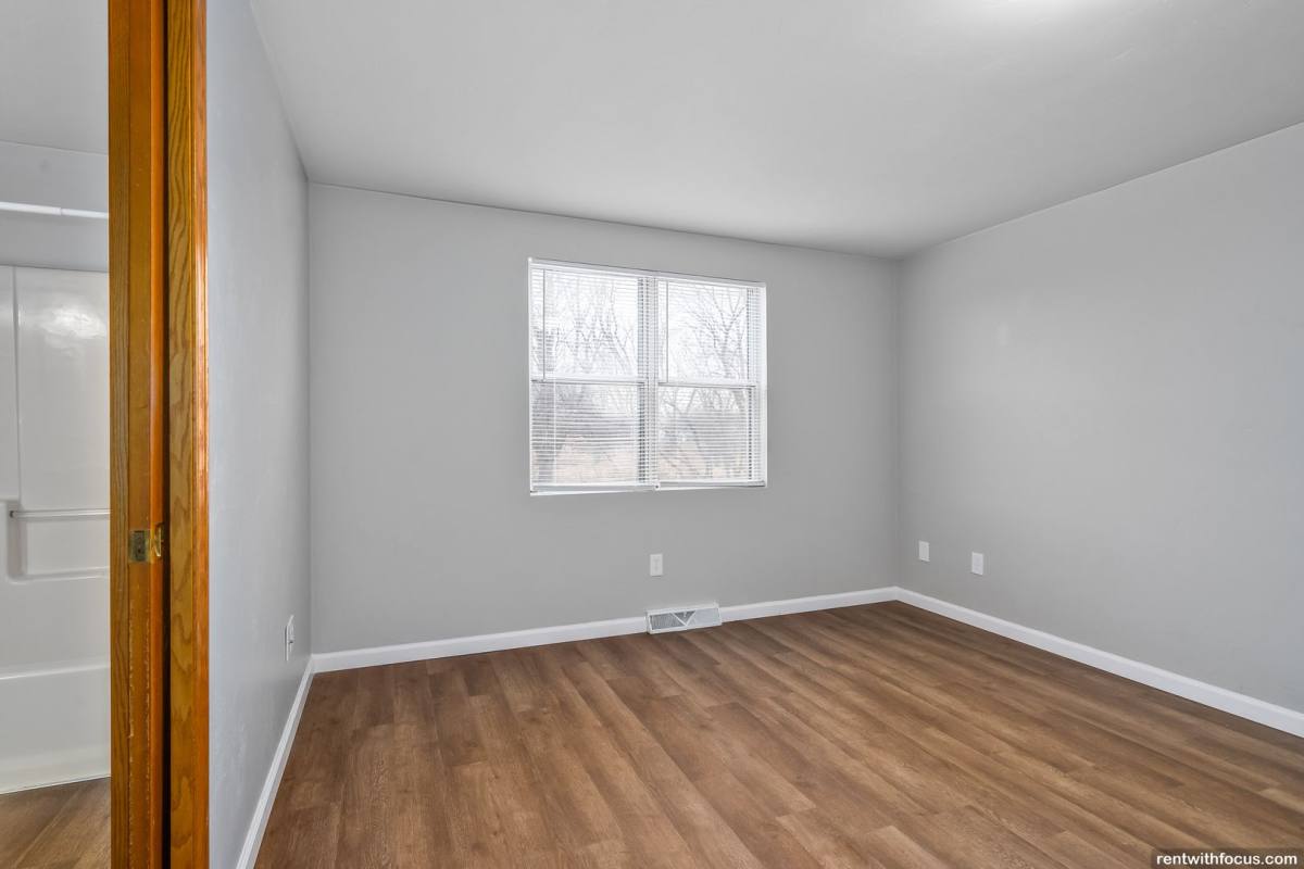 Townhouse for rent at 3835 E River Dr, Green Bay, WI 54301