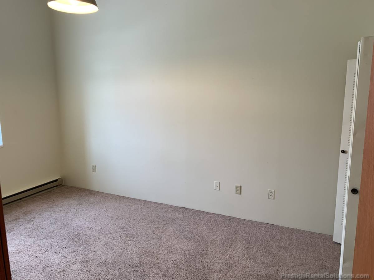 Apartment for rent at 11 Willow St #402, Fitchburg, MA 01420