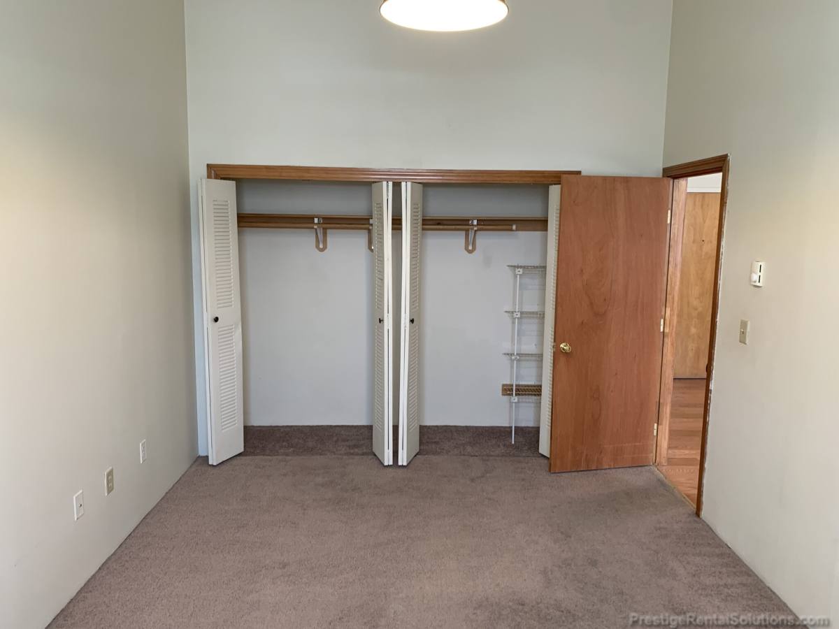 Apartment for rent at 11 Willow St #402, Fitchburg, MA 01420
