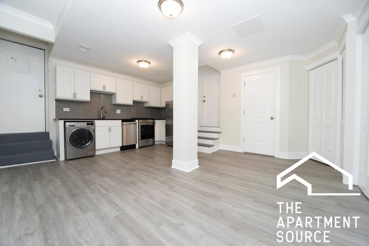 Apartment for rent at 6485 W Roscoe St #GDN, Chicago, IL 60613