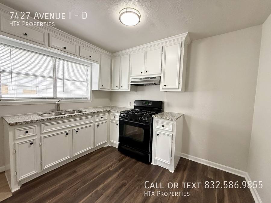 Apartment for rent at 7427 Ave I #D, Houston, TX 77011