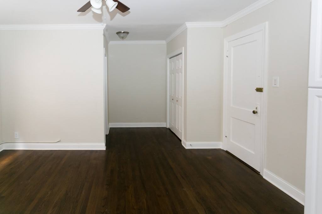 Apartment for rent at 3345 Marshfield #D903, Chicago, IL 60657