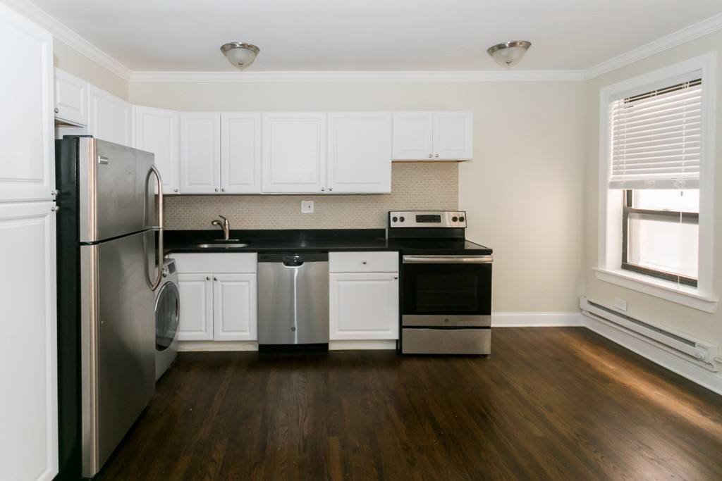 Apartment for rent at 3345 Marshfield #D903, Chicago, IL 60657