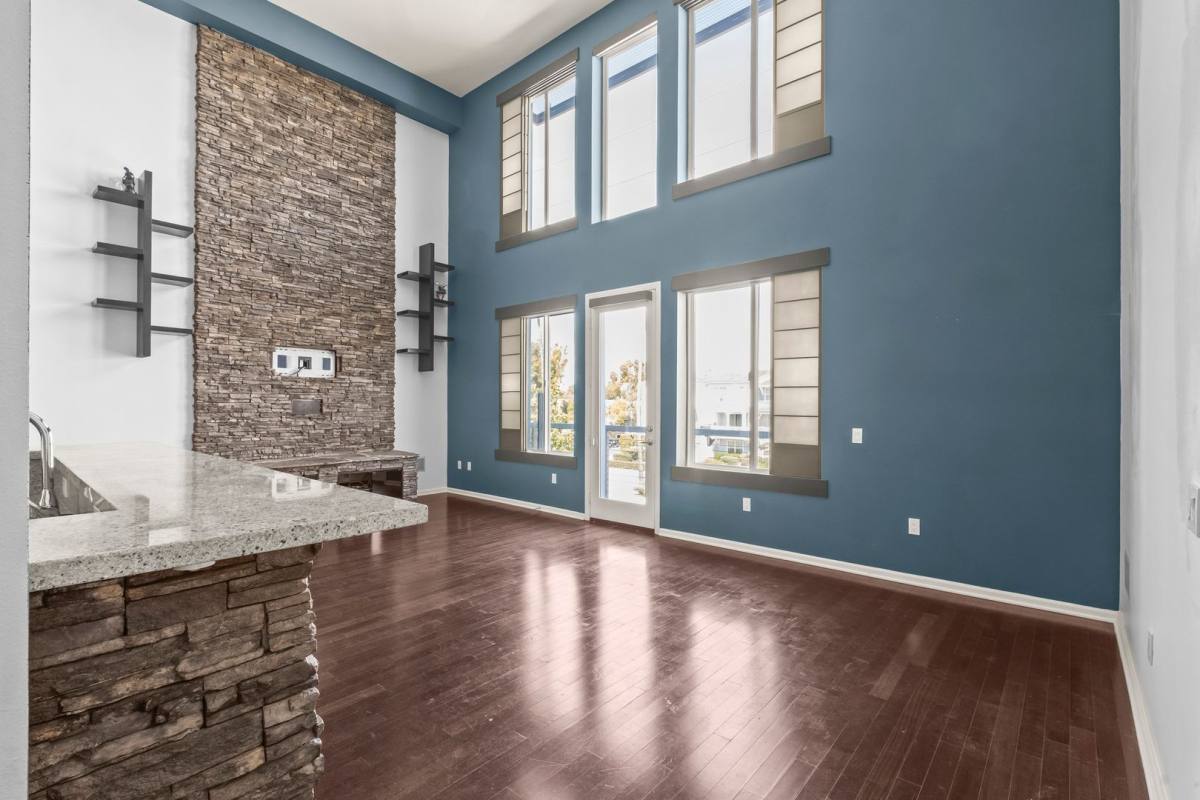 Condo for rent at 1901 S Victoria Ave, Oxnard, CA 93035