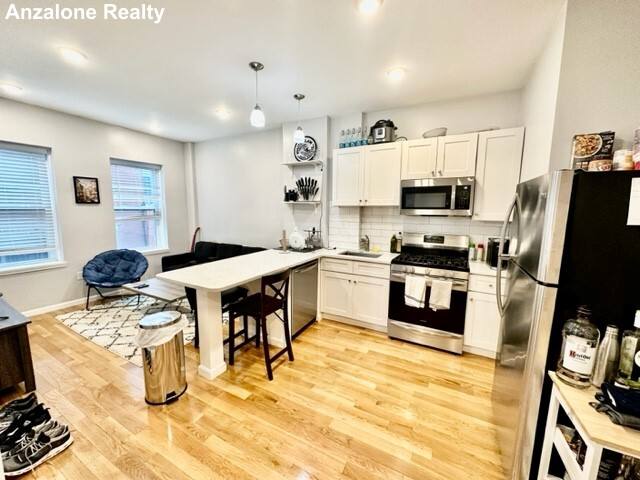 House for rent at 2 Baldwin Place #2R, Boston, MA 02113