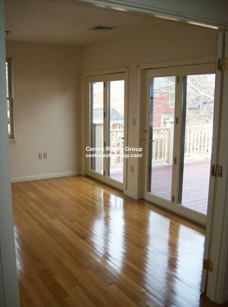 Apartment for rent at 31 Channing St #2, Newton, MA 02458
