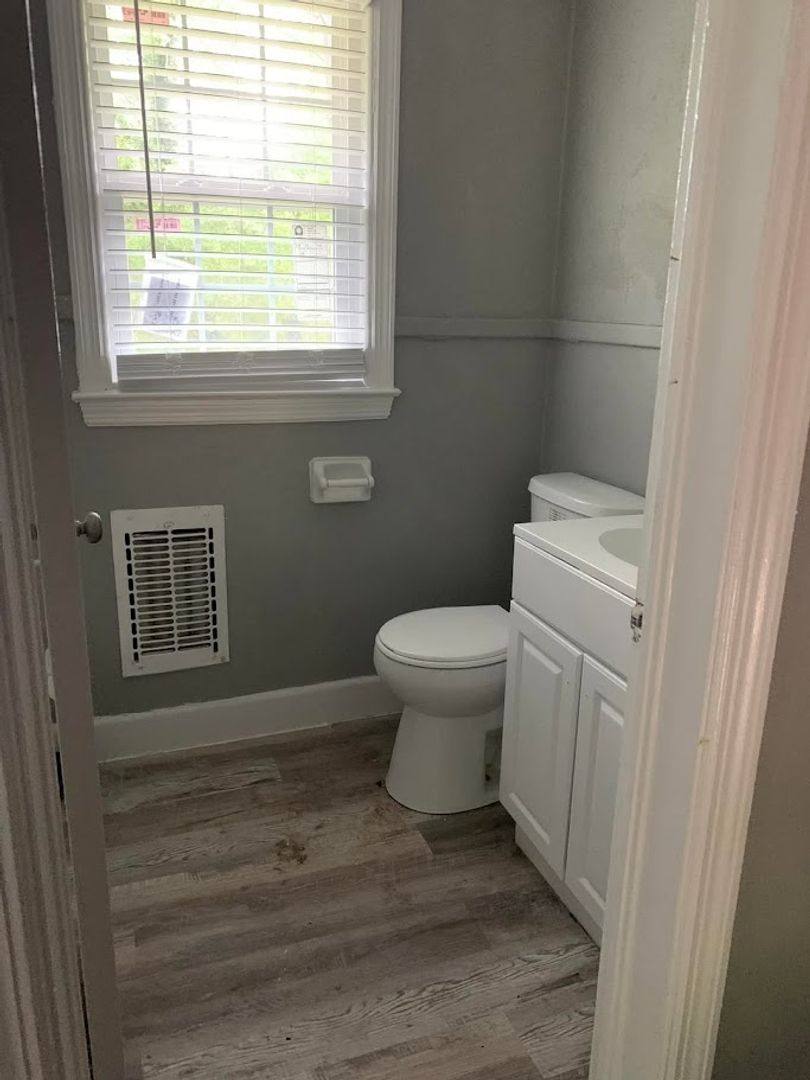 Apartment for rent at 3324 Vineville Ave, Macon, GA 31204