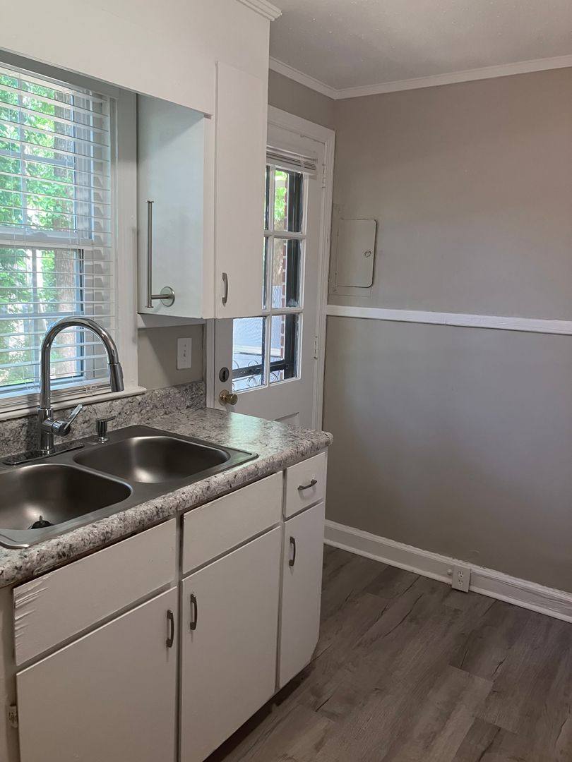 Apartment for rent at 3324 Vineville Ave, Macon, GA 31204
