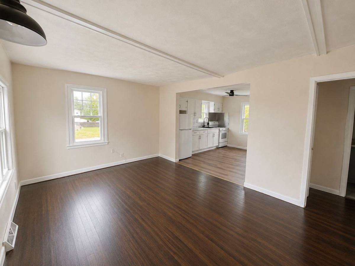 Apartment for rent at 513-515 River Rd, Rome, NY 13440