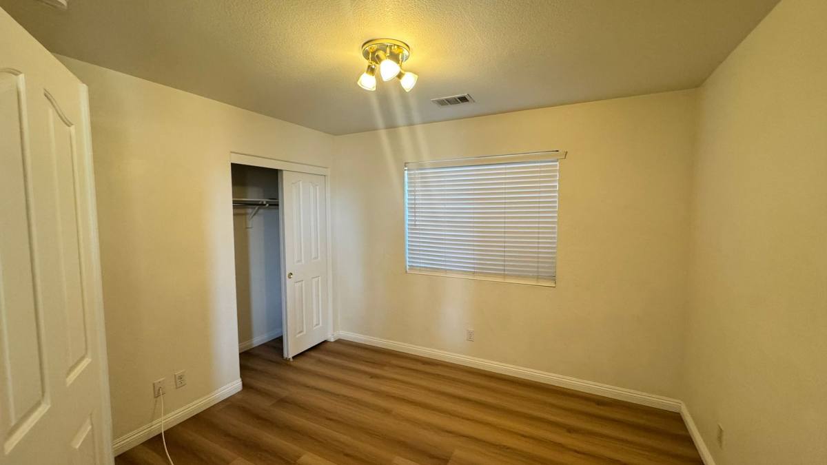 House for rent at 9716 Ridge Creek Place, Las Vegas, NV 89134