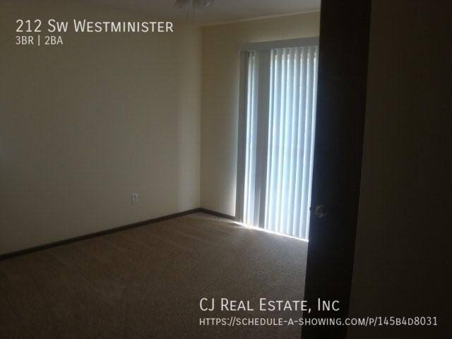 House for rent at 212 SW Westminister, Blue Springs, MO 64014