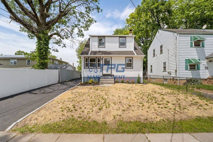 House for rent at 813 Union St, Linden, NJ 07036