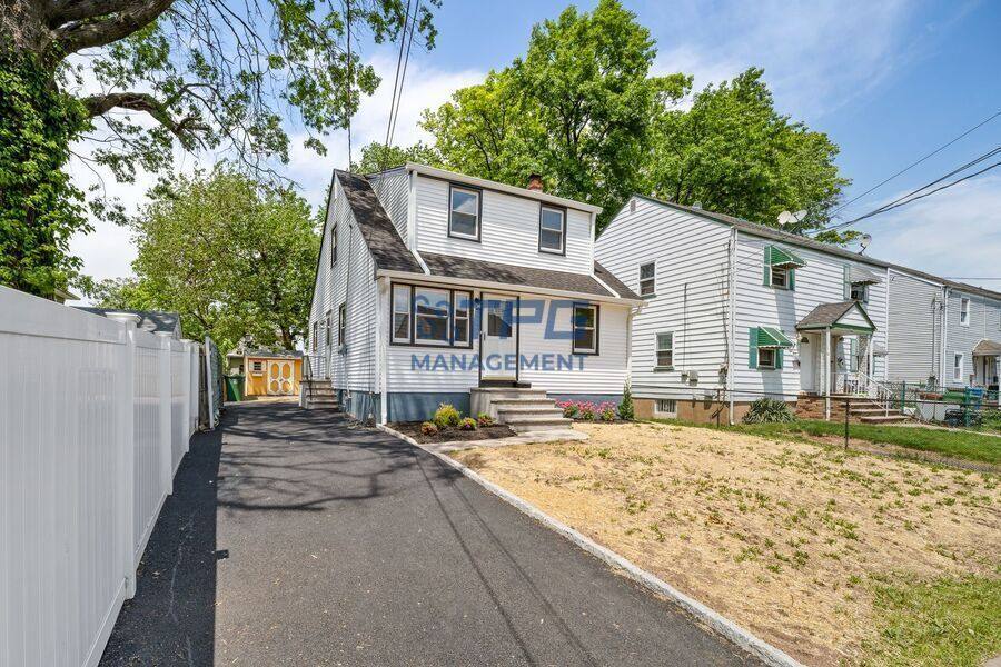 House for rent at 813 Union St, Linden, NJ 07036