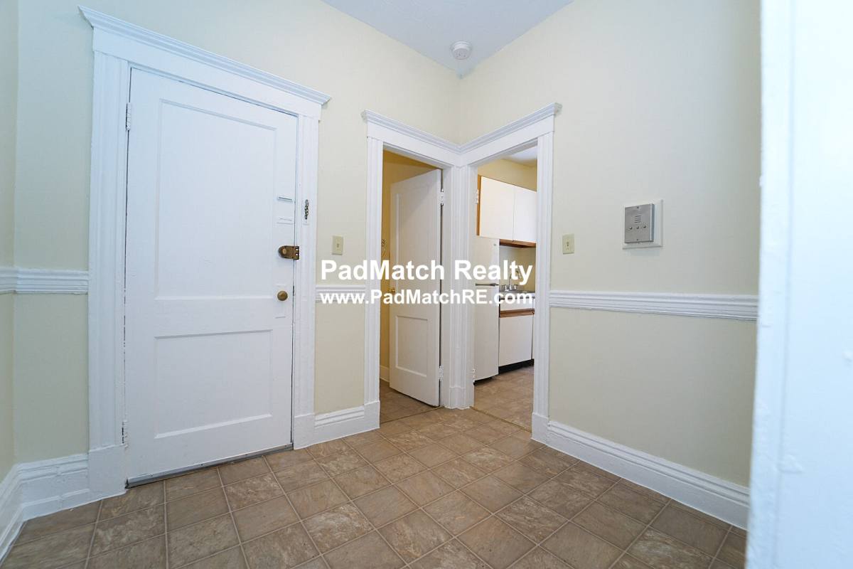 Apartment for rent at 161 Kelton St #15, Allston, MA 02134