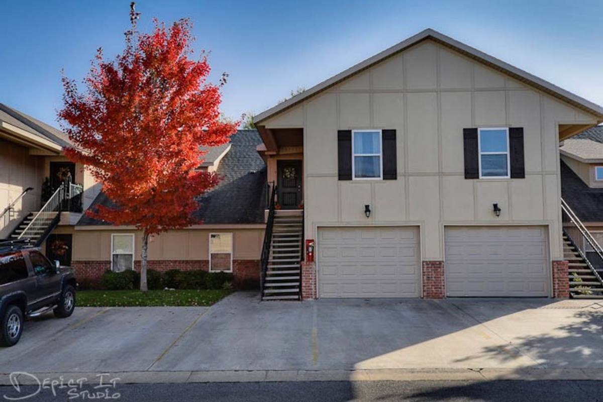 Apartment for rent at 3509 W Cedar Circle, Rogers, AR 72756